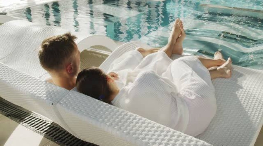 Проведите декабрь незабываемо в нашем SPA-центре!