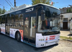  В Керчи будет курсировать праздничный троллейбус